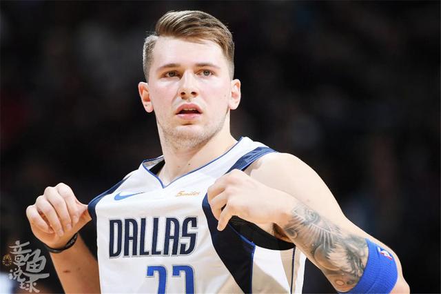 足球是一项 足球是一项