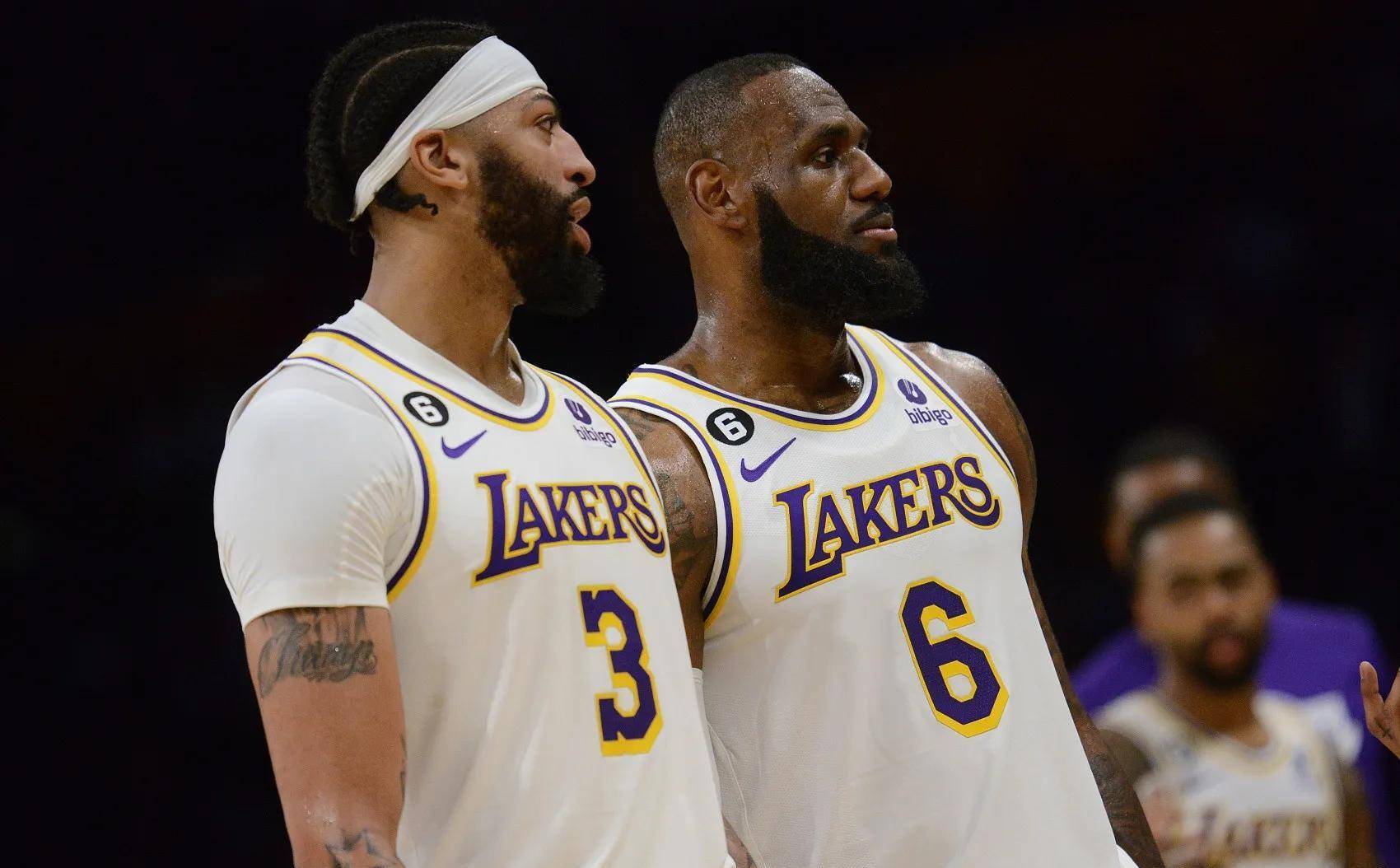 注于更加坚 注于更加坚